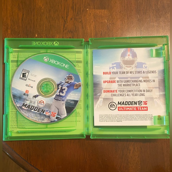 Madden 16 game for Xbox One, lightly used, works perfectly, great condition - Picture 3 of 3